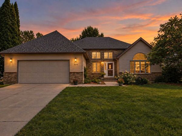 3626 22nd Street S, Fargo, ND 58104