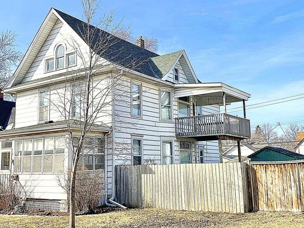 1105 Minnehaha Avenue E, Saint Paul, MN 55106