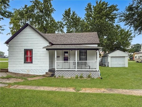 310 W 23rd Street, Higginsville, MO 64037