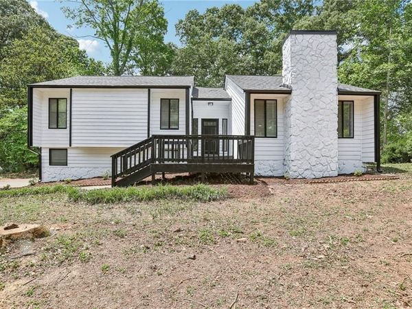 5497 Gibson Drive , Acworth, GA 30102