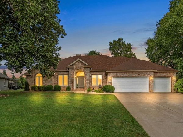 3725 E Cromwell Lane , Springfield, MO 65802