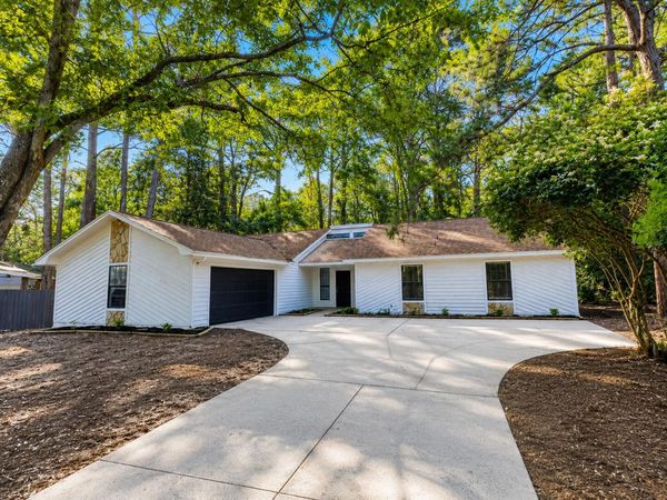 723 Prestwick Drive, Niceville, FL 32578