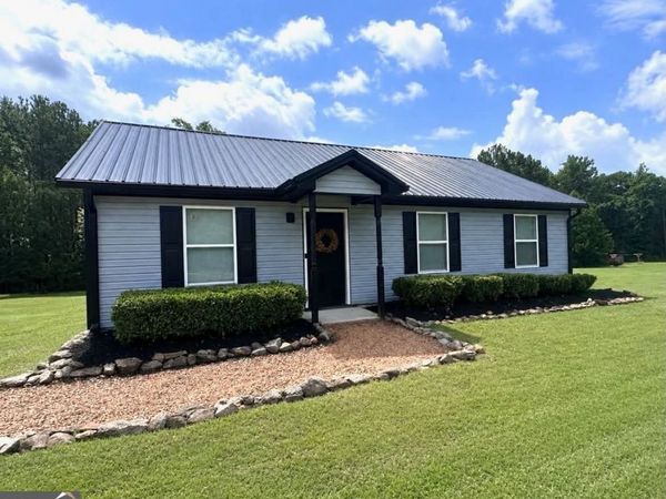 1300 Hill Street, Comer, GA 30629