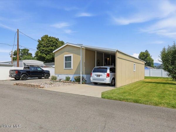 3520 PJ Ln , Coeur d'Alene, ID 83815
