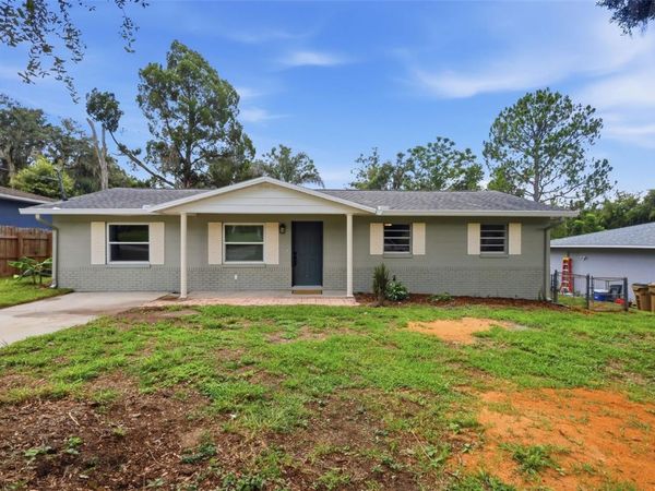 6204 ASHLAND AVENUE, LEESBURG, FL 34748