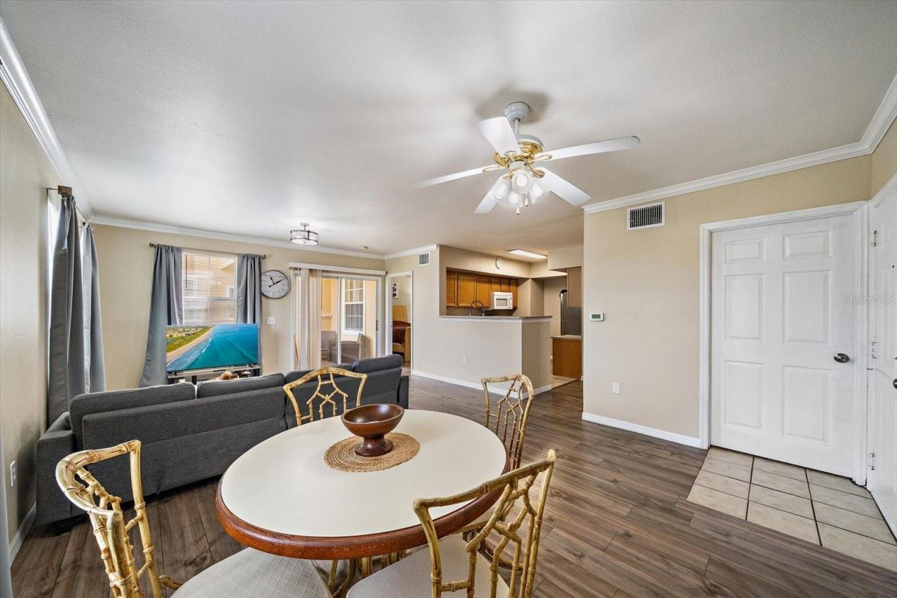 1010 Villagio Circle, Unit 104, Sarasota, FL 34237 Photo