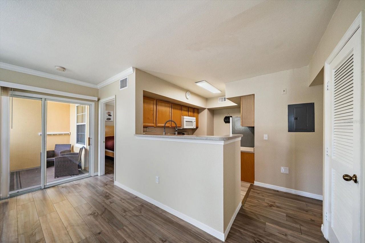 1010 Villagio Circle, Unit 104, Sarasota, FL 34237 Photo