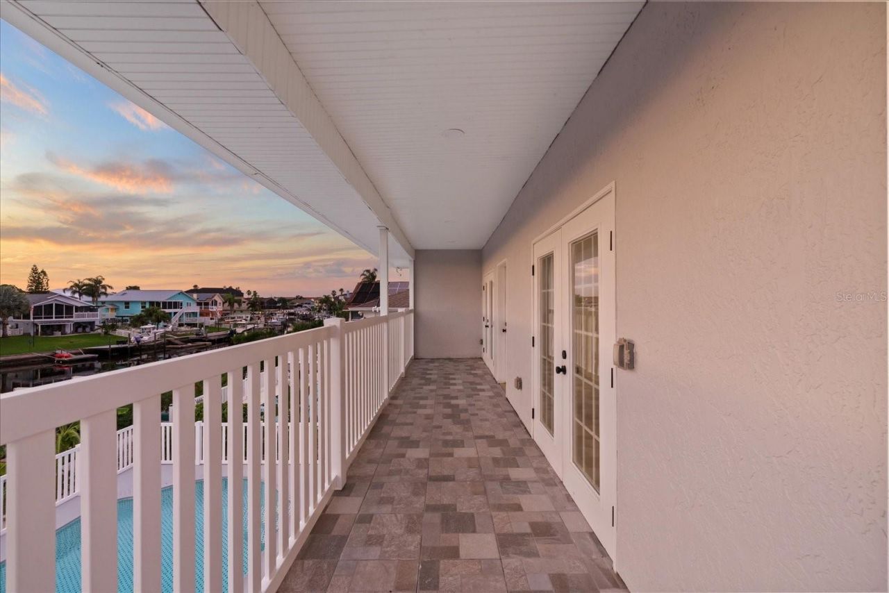 6121 Bayside Drive, New Port Richey, FL 34652 Photo
