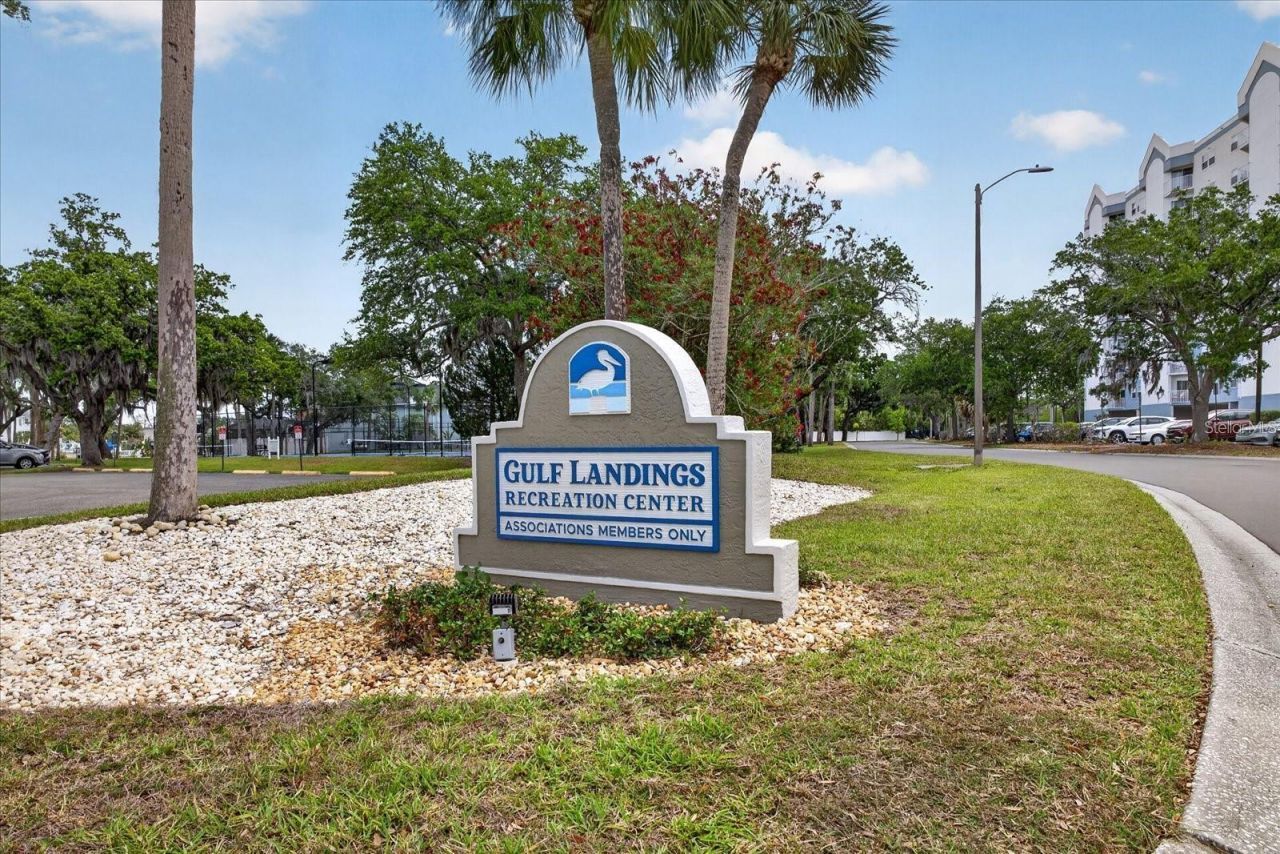 6121 Bayside Drive, New Port Richey, FL 34652 Photo