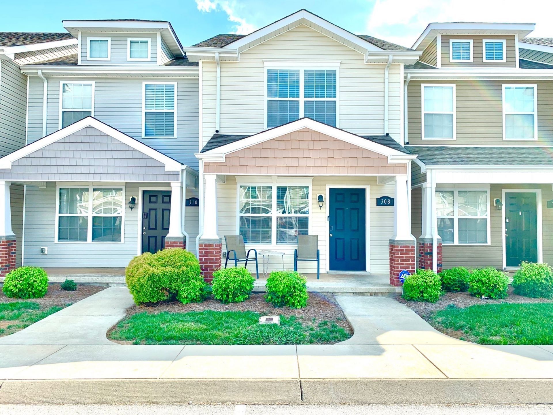 308 Sam Houston Cir, Clarksville, TN 37040 Main Photo