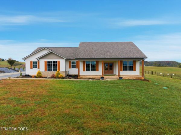 758 Lakeside Rd , Madisonville, TN 37354