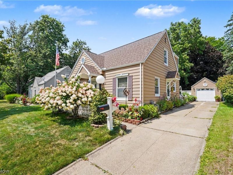1485 Westvale Avenue , Akron, OH 44313 Photo 3