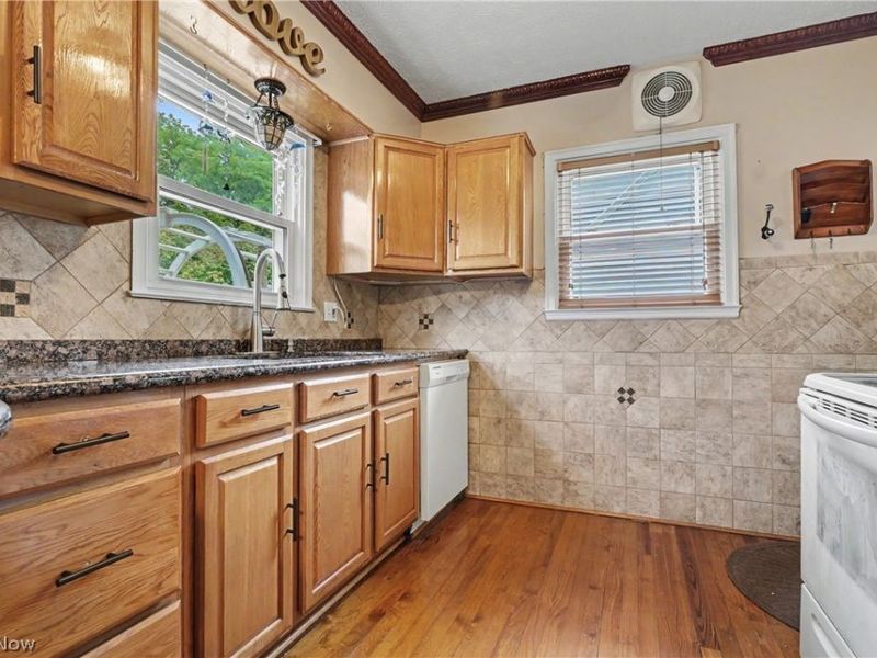 1485 Westvale Avenue , Akron, OH 44313 Photo 5