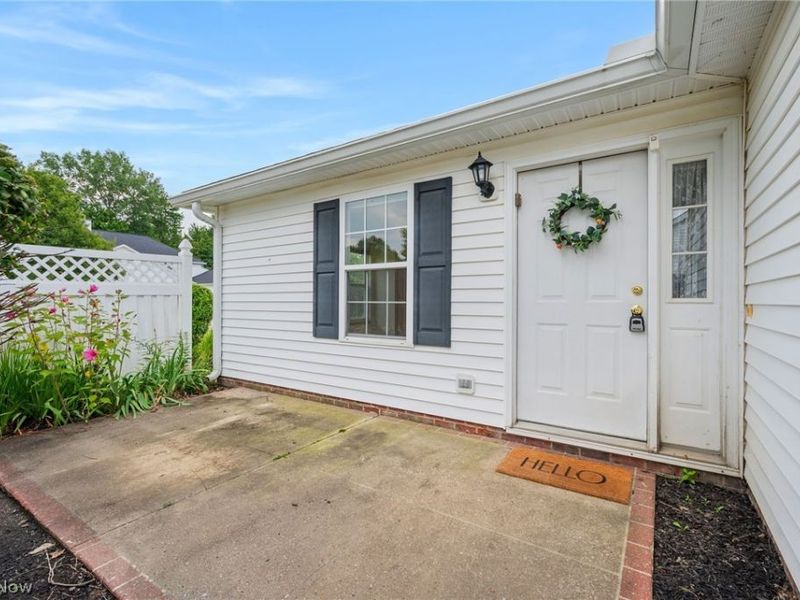 1949 Marsh Lane, Painesville Township, OH 44077 Photo 4