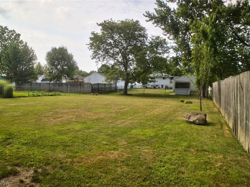 14065 Heatherwood Drive, Brook Park, OH 44142 Photo 30