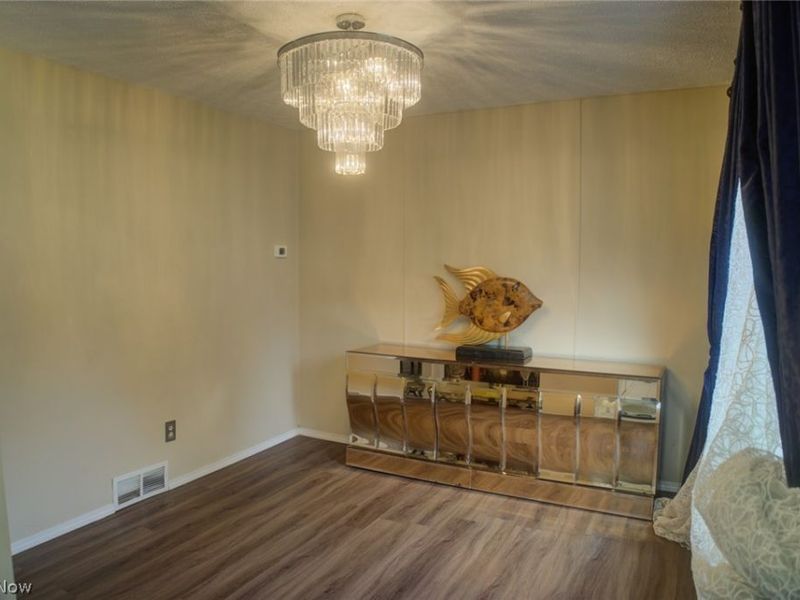 14065 Heatherwood Drive, Brook Park, OH 44142 Photo 9
