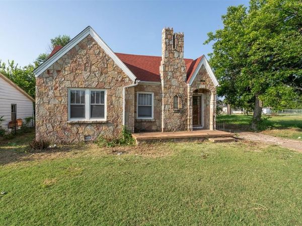 1414 NW Dearborn Avenue, Lawton, OK 73507
