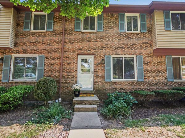 227 Sheffield Drive, Saline, MI 48176