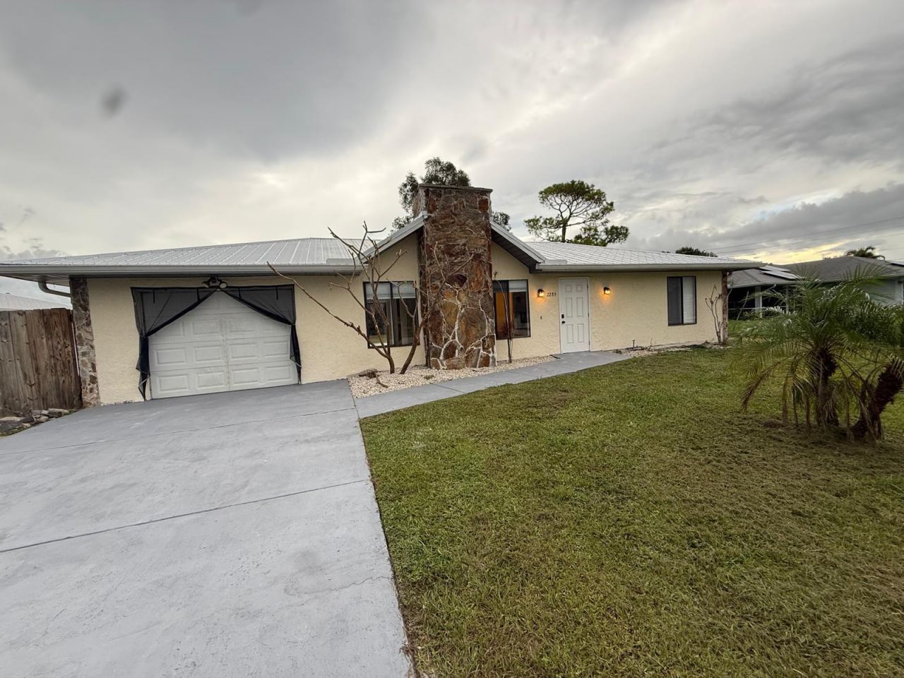 2289 SE Carnation Avenue, Port Saint Lucie, FL 34952 Photo