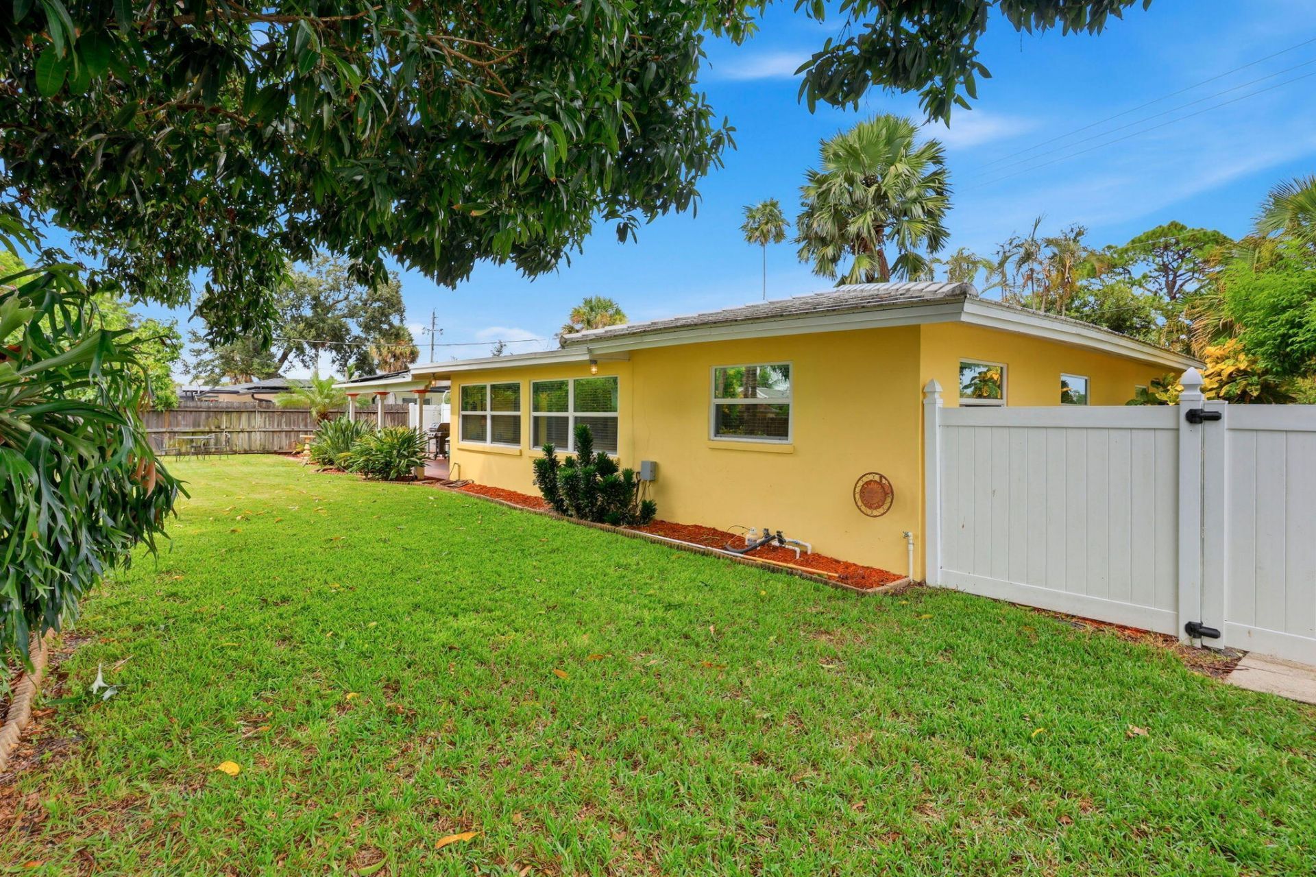 499 SW 12th Avenue, Boca Raton, FL 33486 Photo