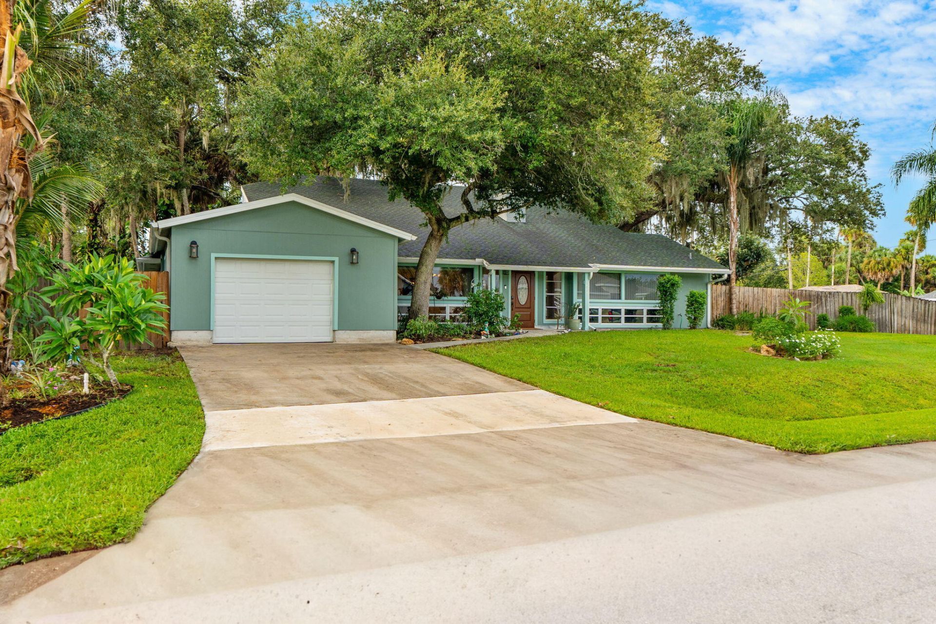 1873 SW Macarthur Avenue, Port Saint Lucie, FL 34953 Photo