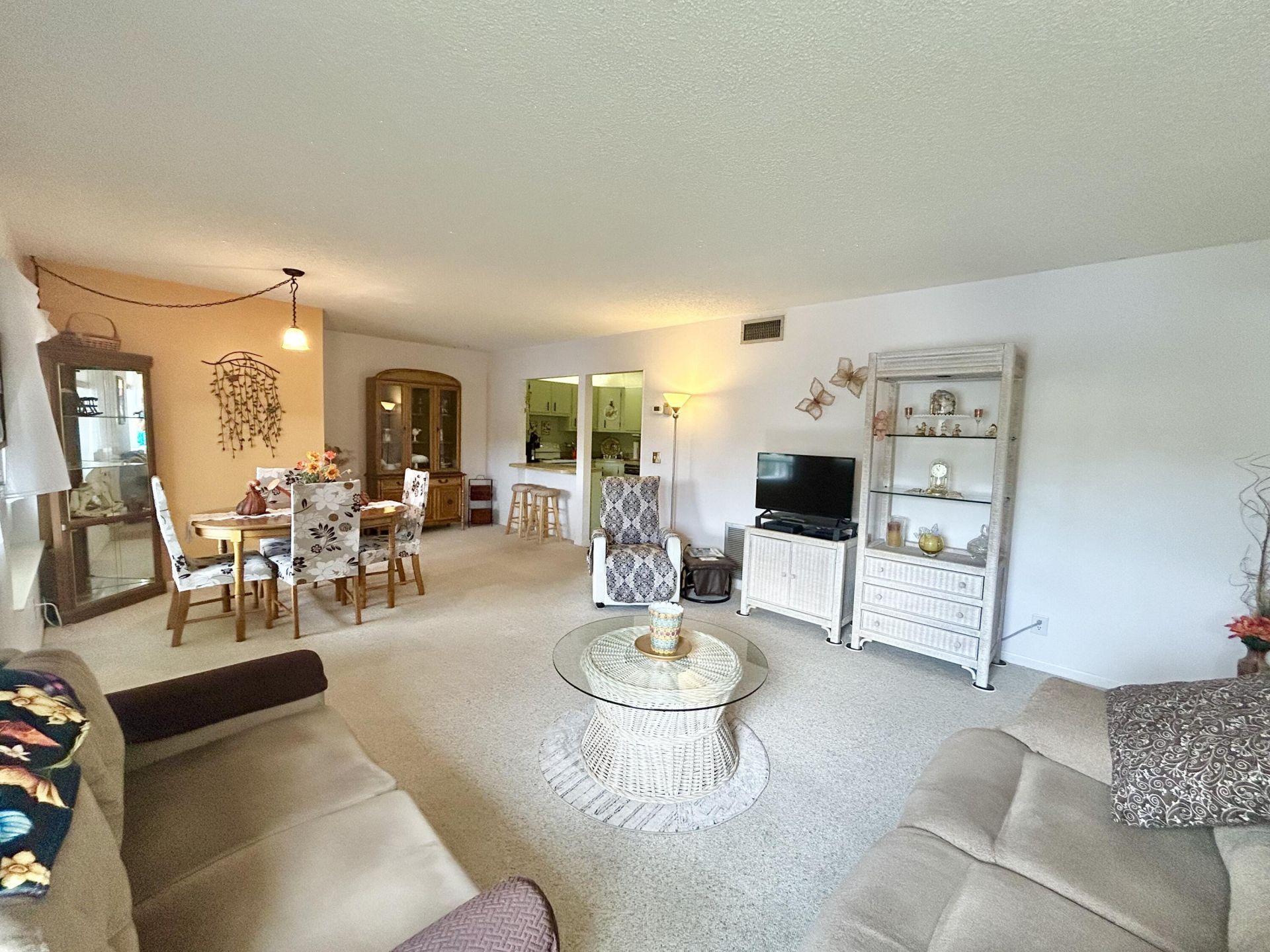 132 Lake Pine Circle, Unit B-2, Greenacres, FL 33463 Photo