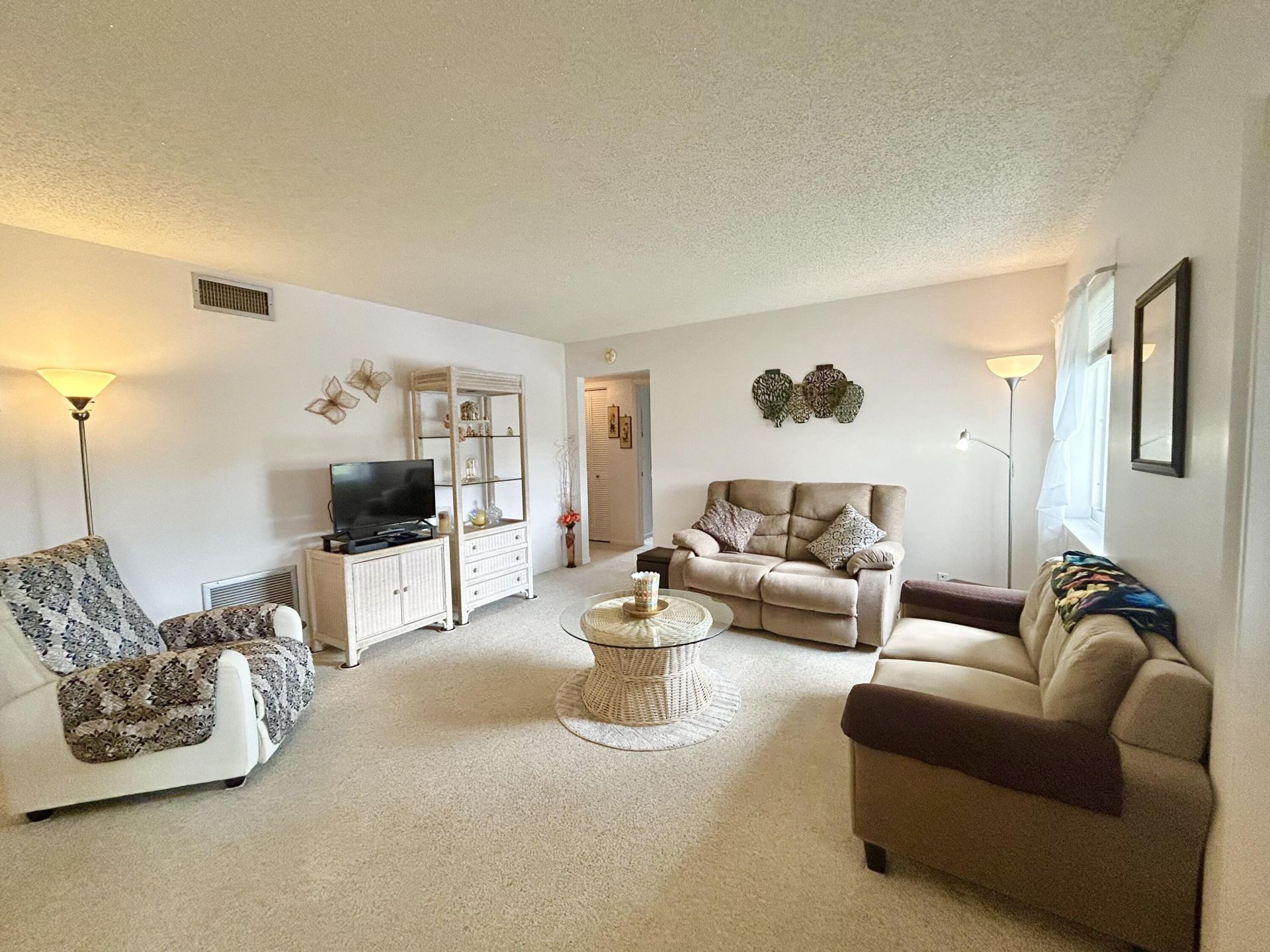 132 Lake Pine Circle, Unit B-2, Greenacres, FL 33463 Photo