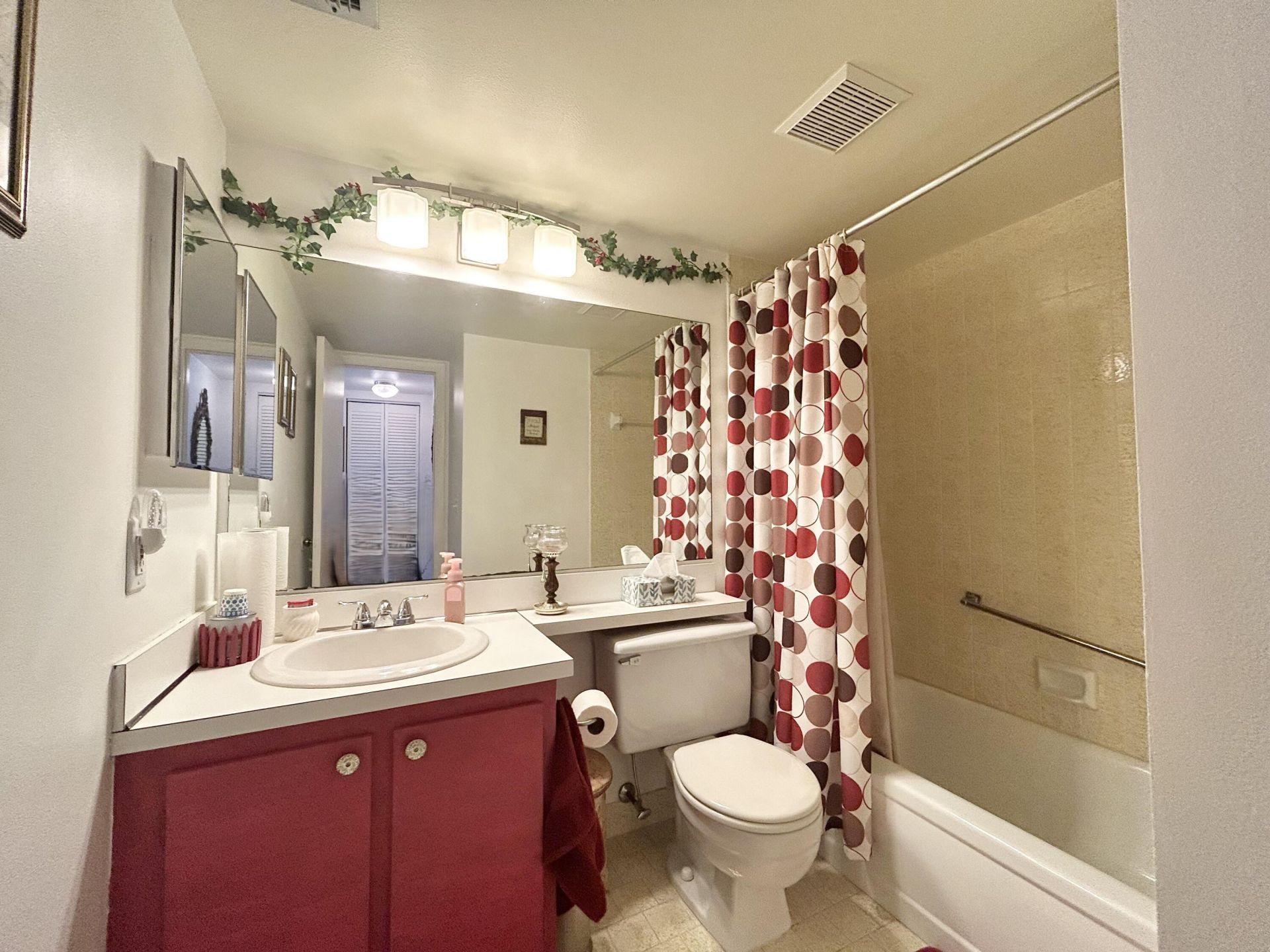 132 Lake Pine Circle, Unit B-2, Greenacres, FL 33463 Photo
