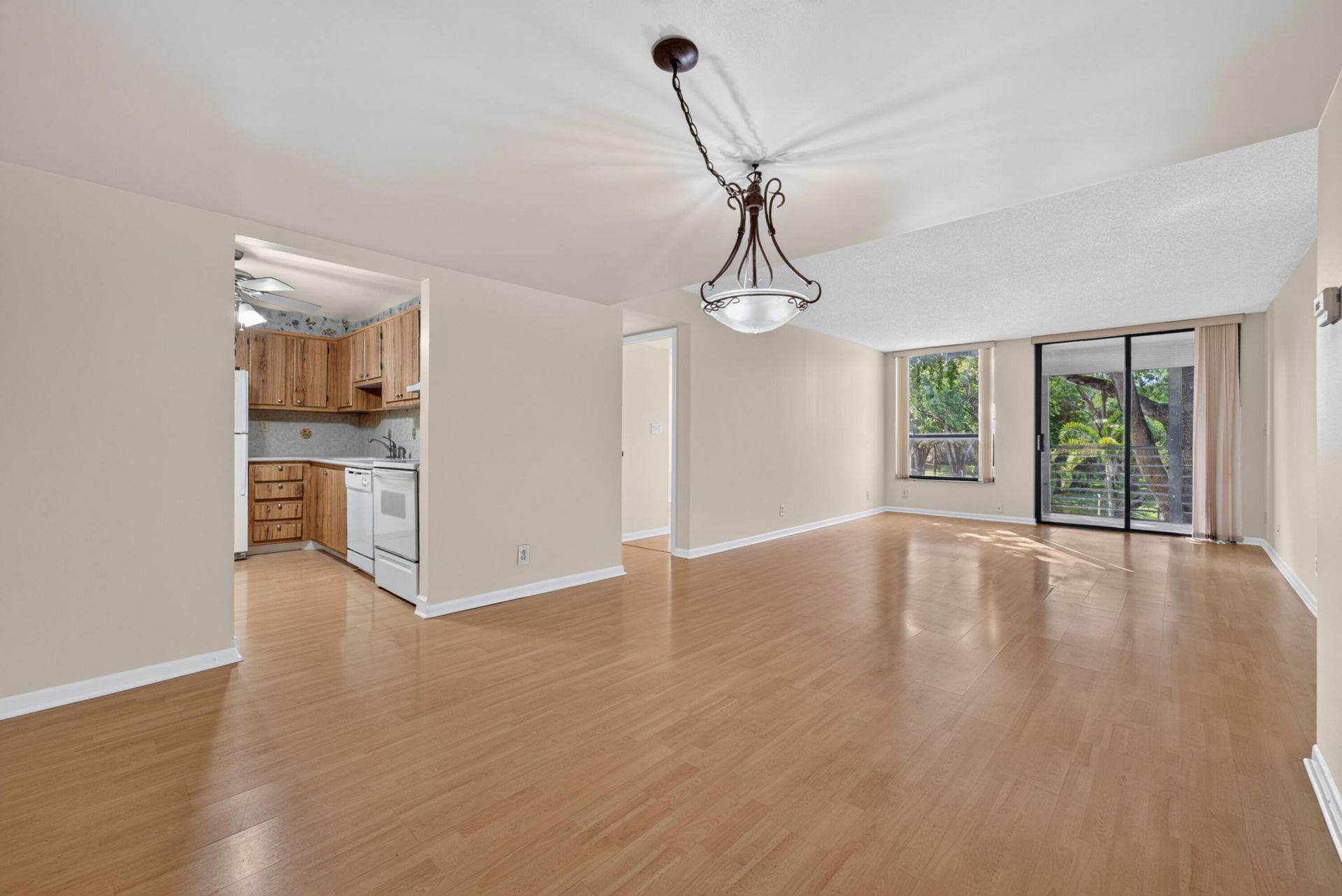 7750 W Mcnab Road, Unit 316, Tamarac, FL 33321 Photo