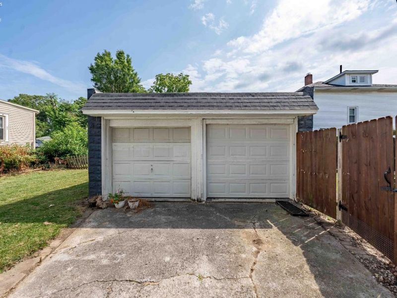 426 Lawrence Street, Sandusky, OH 44870 Photo 16