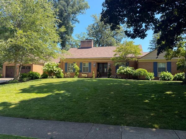 412 Gateway Boulevard, Huron, OH 44839