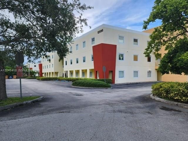 12595 SW 137th Ave , Unit 311, Miami, FL 33186 Photo
