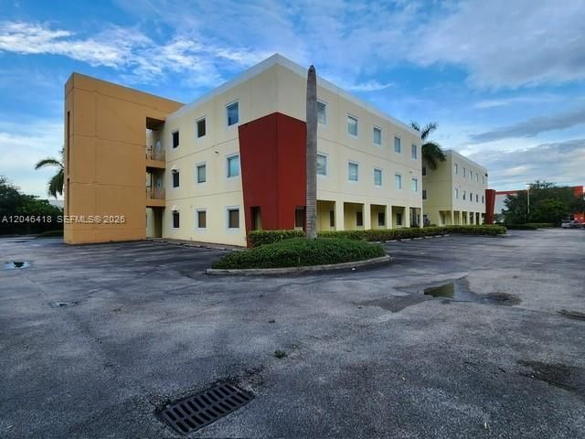 12595 SW 137th Ave , Unit 311, Miami, FL 33186 Photo