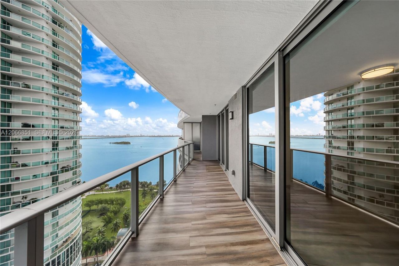 488 NE 18th St, Unit 2109, Miami, FL 33132 Photo