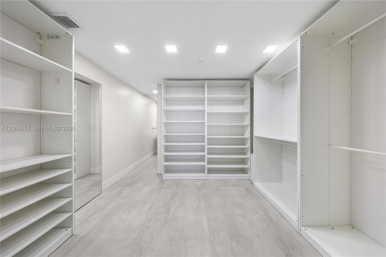 488 NE 18th St, Unit 2109, Miami, FL 33132 Photo