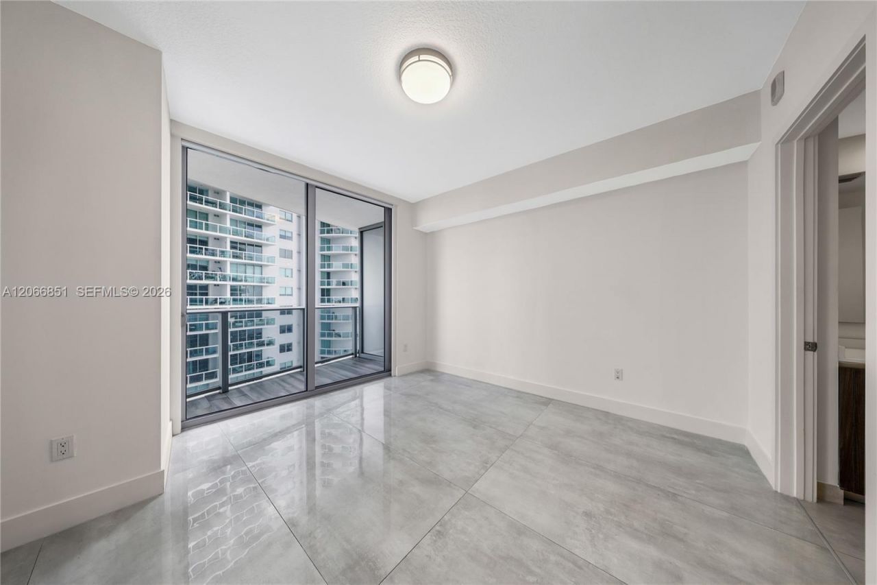 488 NE 18th St, Unit 2109, Miami, FL 33132 Photo