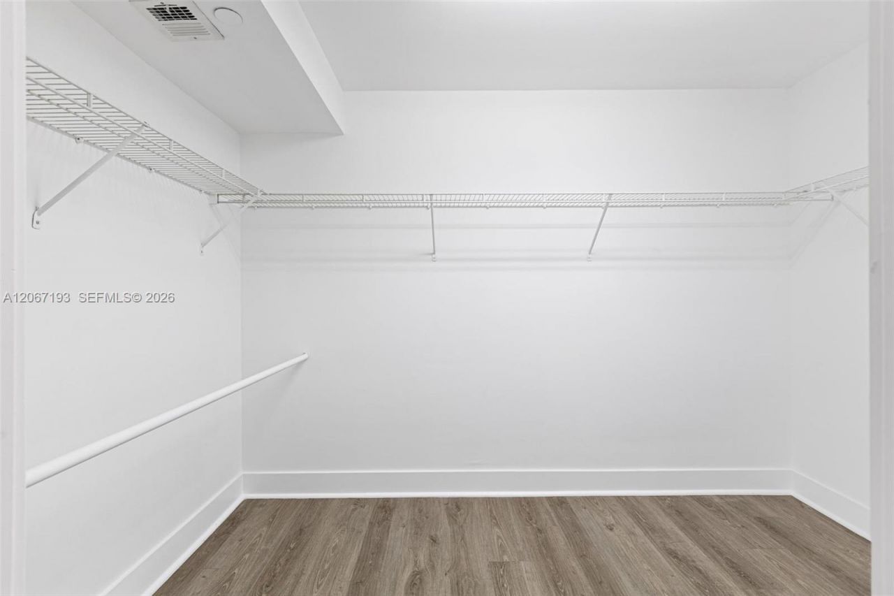 6917 Collins Ave , Unit 1009, Miami Beach, FL 33141 Photo
