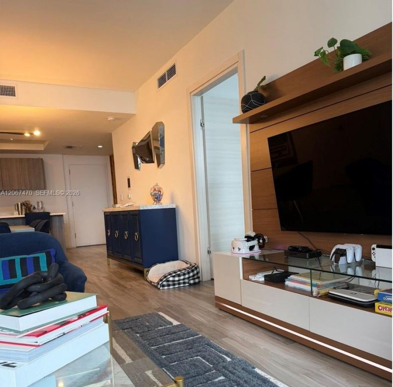 801 S Miami Ave, Unit 2410, Miami, FL 33130 Photo