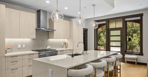 33 Beach Club Drive, Unit 502, Stateline, NV 89449 Photo