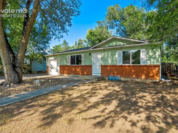 1115 livingston Avenue, Colorado Springs, CO 80906