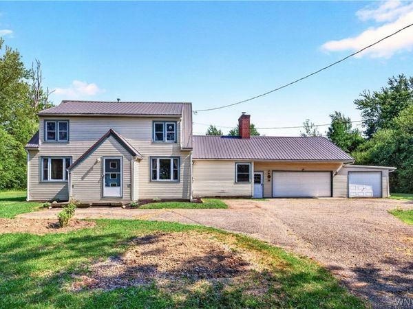 8579 Southwestern Boulevard, Angola, NY 14006