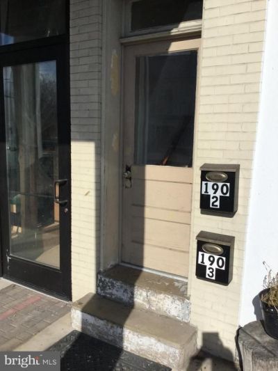 190 W King Street, Unit 3, Strasburg, VA 22657 Main Photo