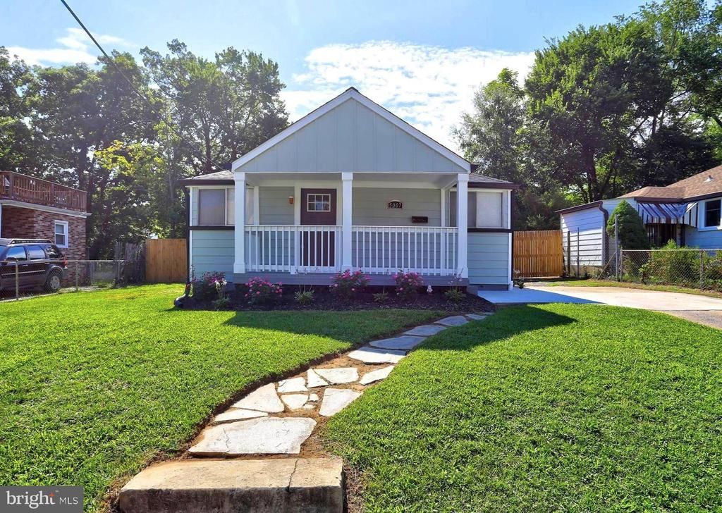 5007 54TH AVENUE , HYATTSVILLE, MD 20781