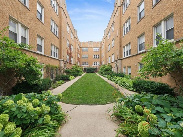 2541 Prairie Avenue , Unit 1, Evanston, IL 60201
