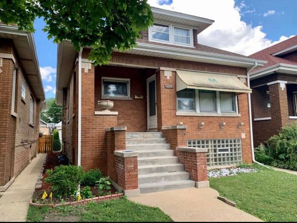 1819 East Avenue , Berwyn, IL 60402
