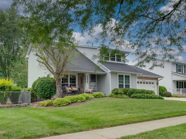 504 Tebay Place , Schaumburg, IL 60194