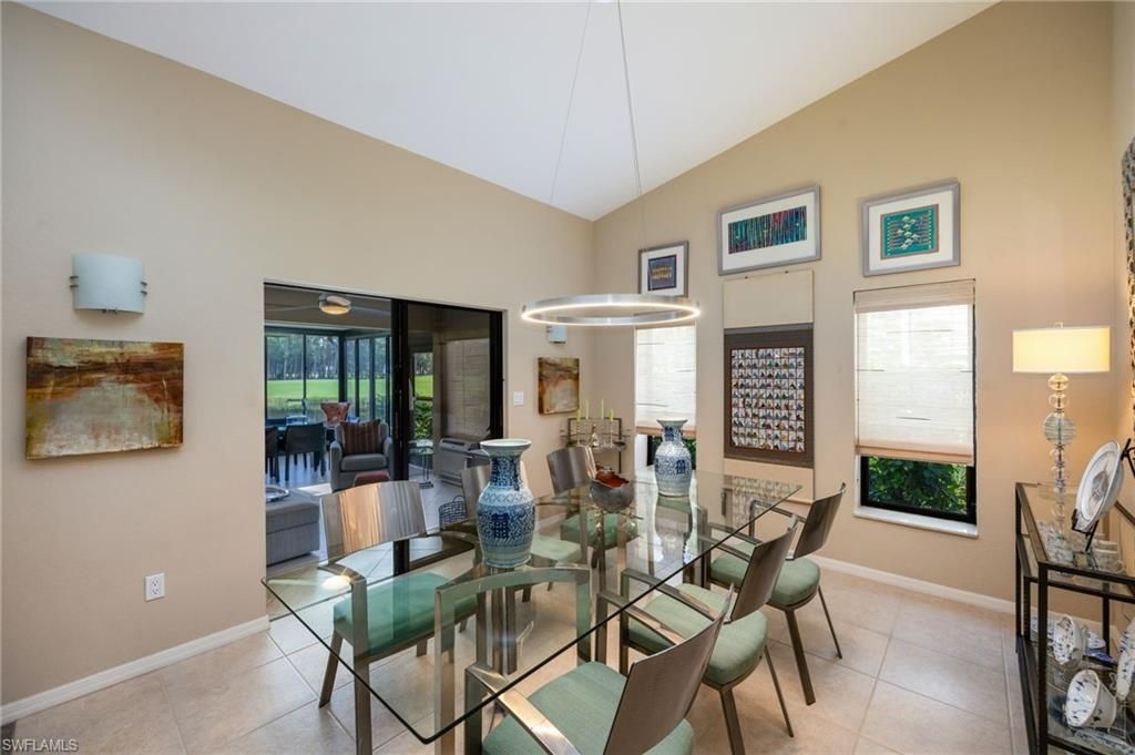 360 Edgemere Way N, Unit 25, Naples, FL 34105 Photo