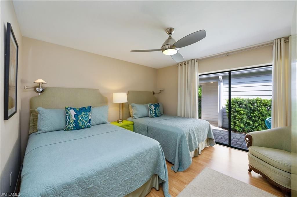360 Edgemere Way N, Unit 25, Naples, FL 34105 Photo