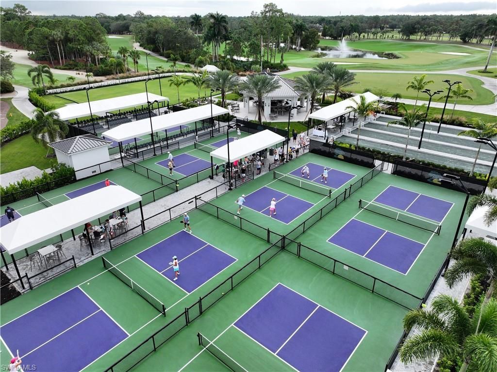 360 Edgemere Way N, Unit 25, Naples, FL 34105 Photo