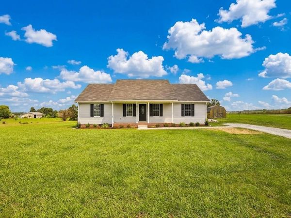 4594 Kinneys School Rd , Cedar Hill, TN 37032